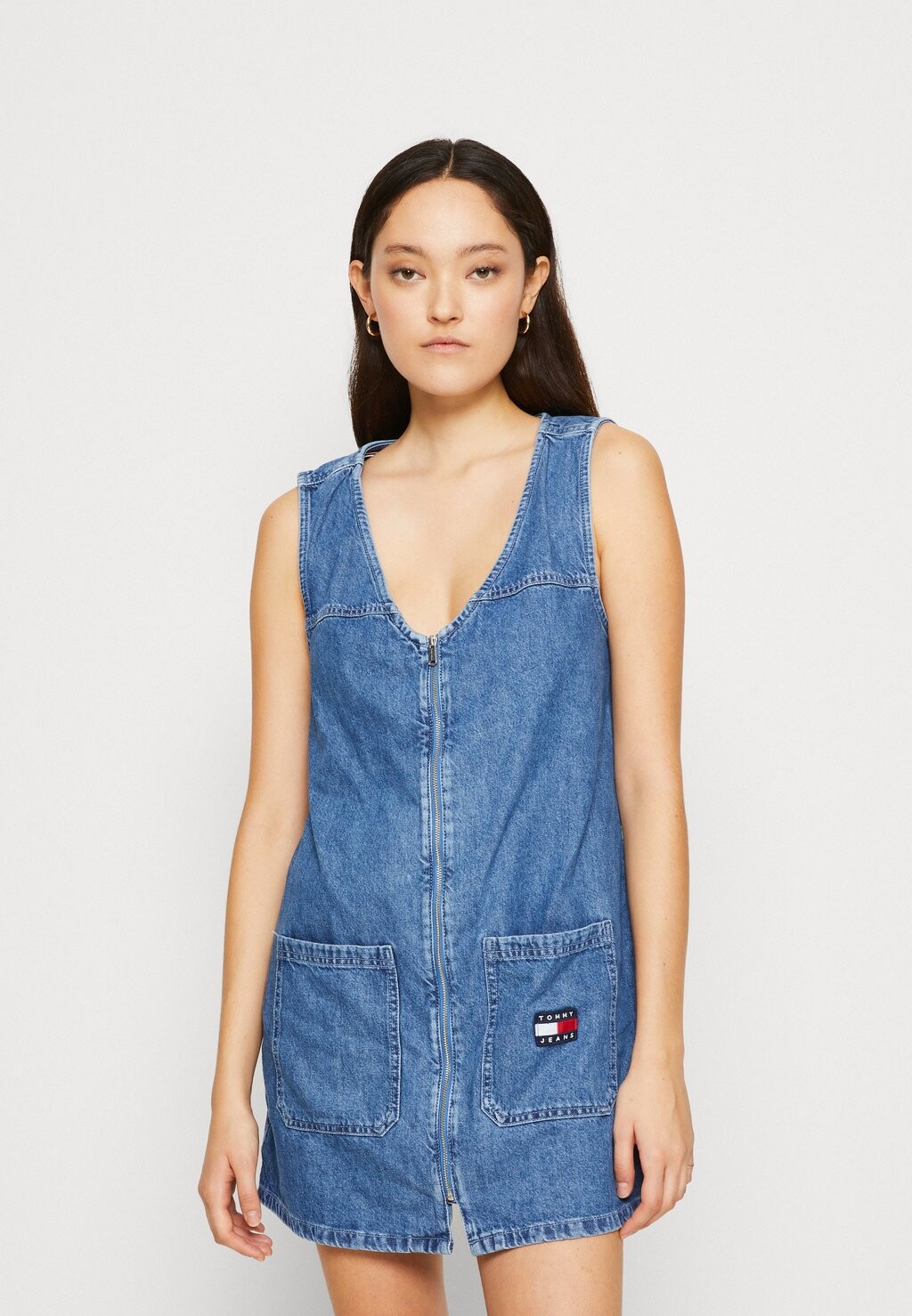 

Джинсовое платье Tommy Jeans, синий деним