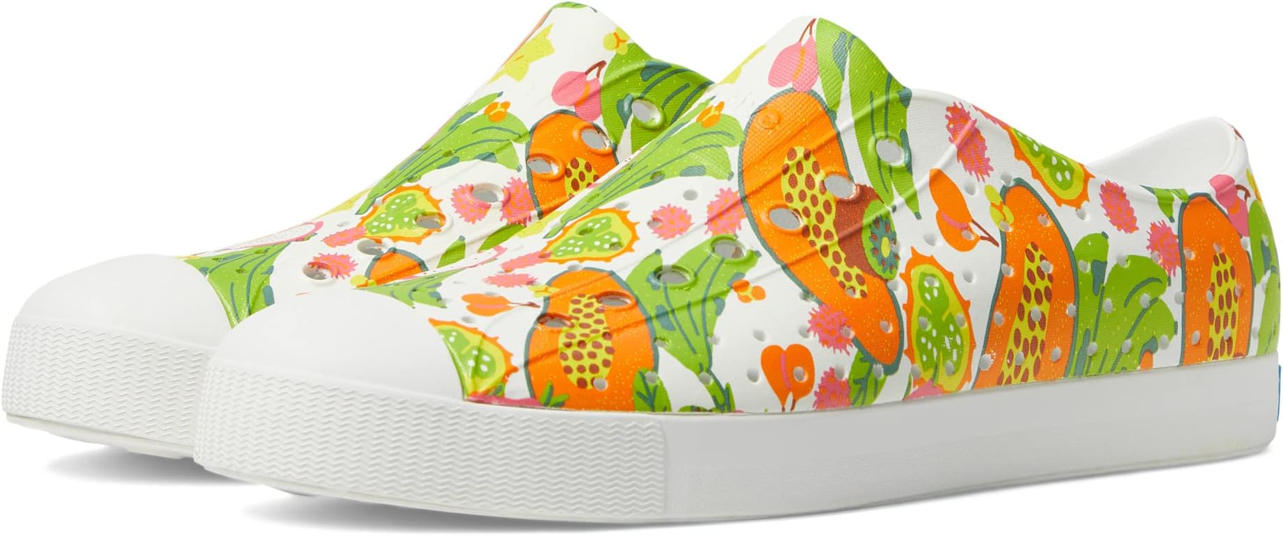 Кроссовки Jefferson Sugarlite Print Native Shoes, цвет Shell White/Shell White/Dazzle Tropic Fruits eelhoe dazzle white toothpaste removes yellow tooth scale halitosis tooth stains brightens dazzle ，white freshens breath