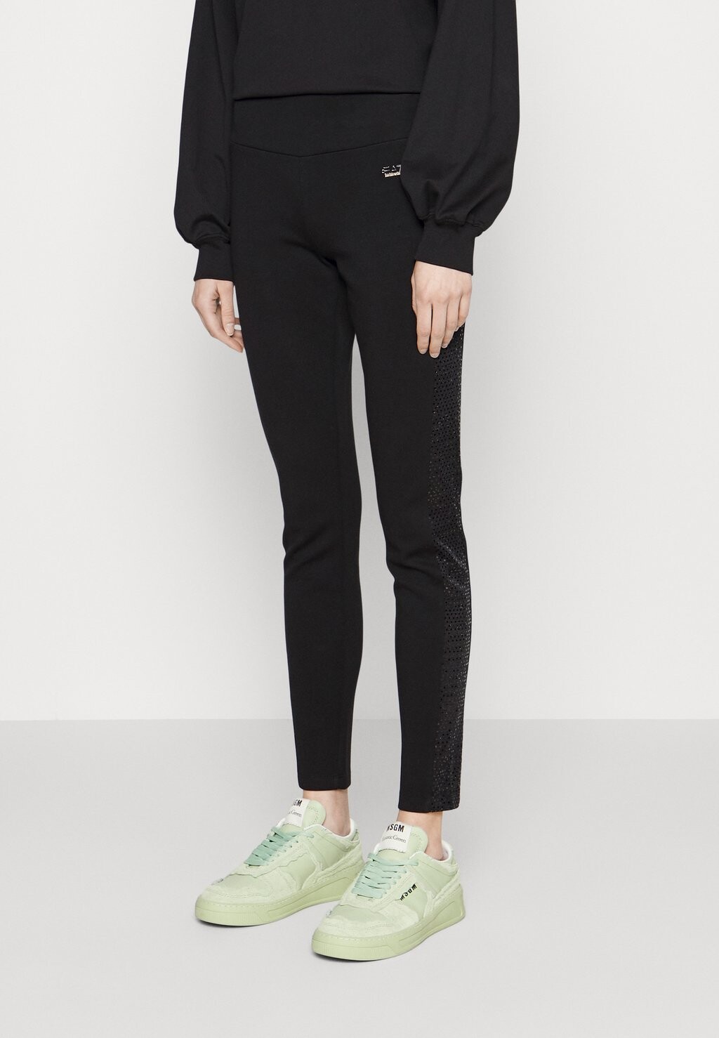 

Брюки Armani Emporio, черный