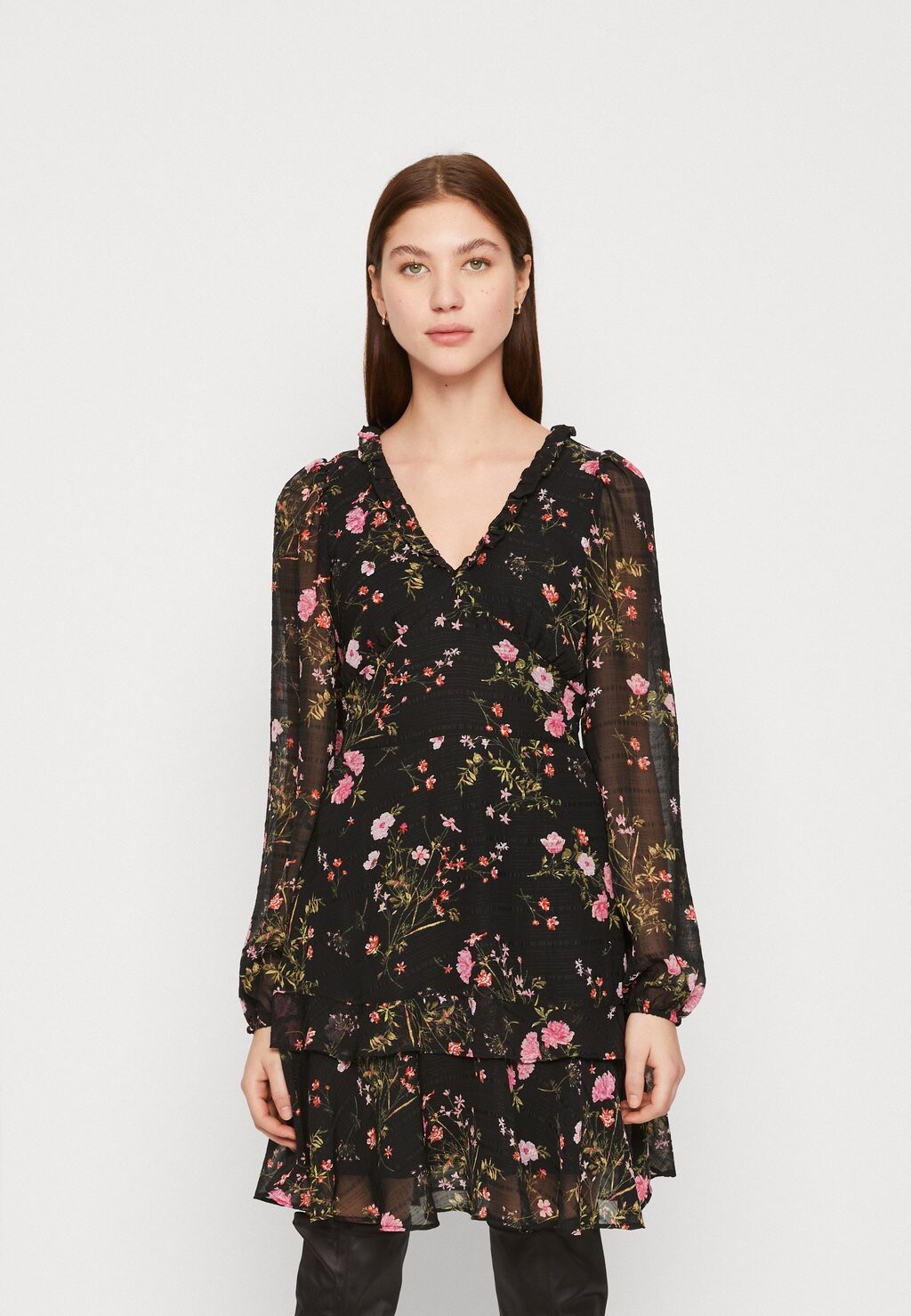 

Летнее платье Vero Moda