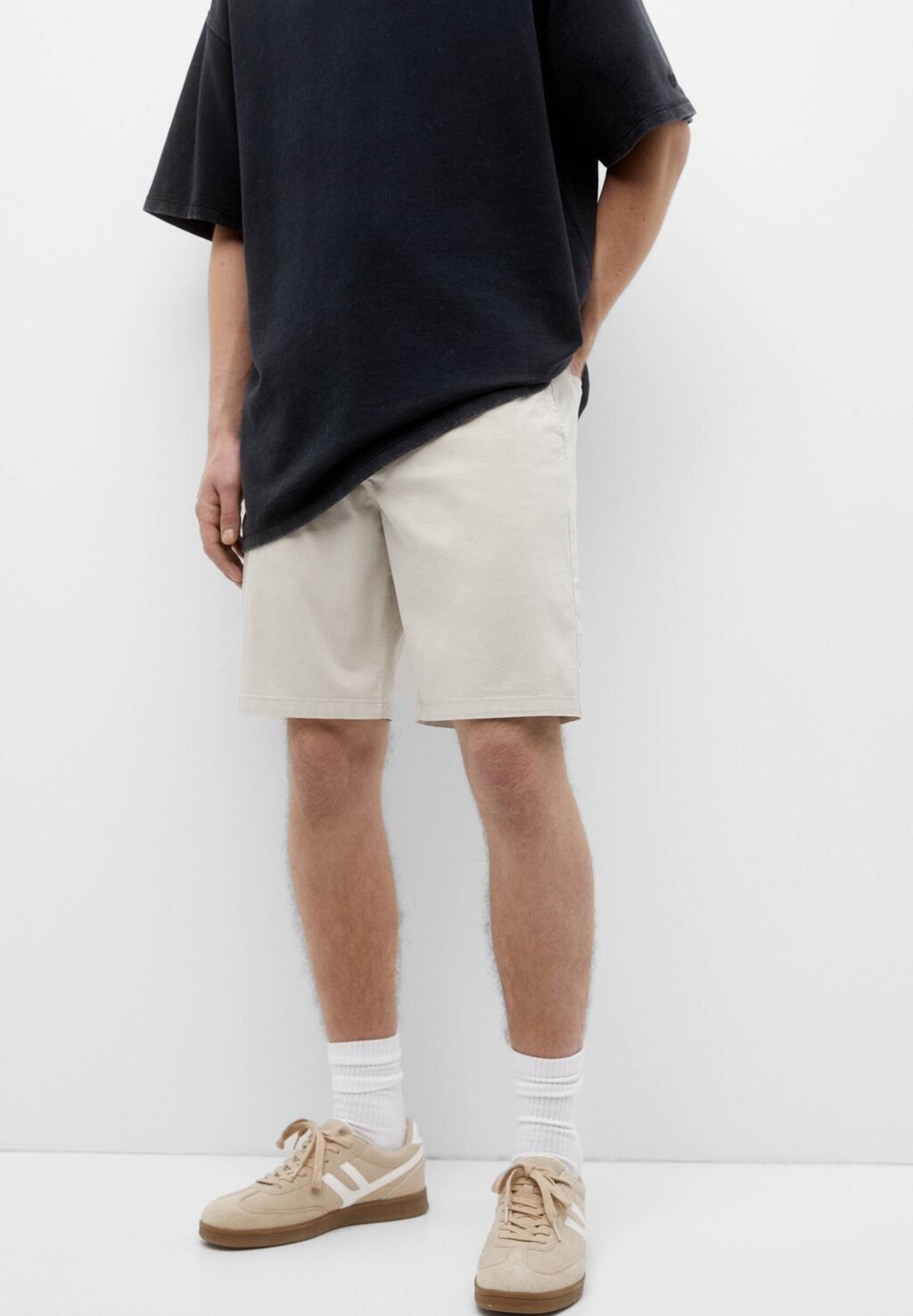 

Шорты PULL&BEAR, крапчатый бежевый