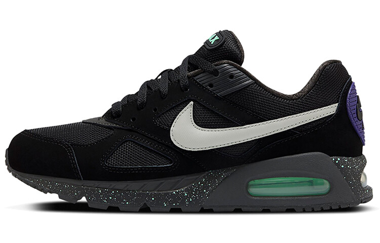 

Nike Air Max Ivo Черный/Белый
