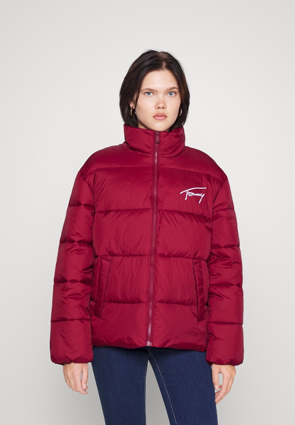 

Зимняя куртка Tommy Jeans, Красный