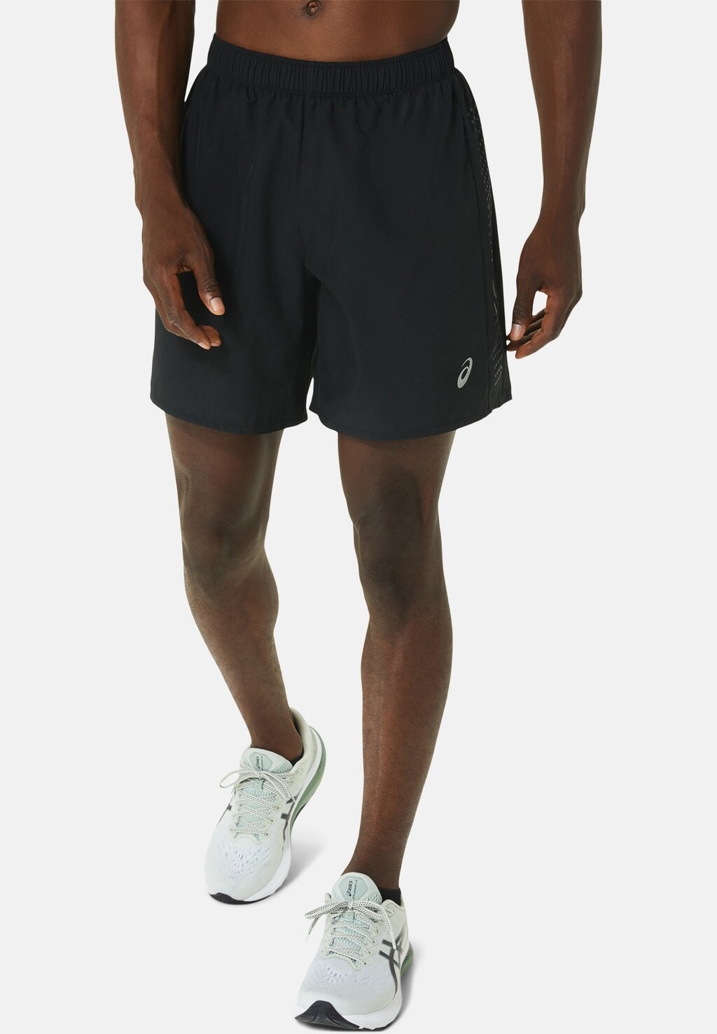 

Спортивные шорты ASICS