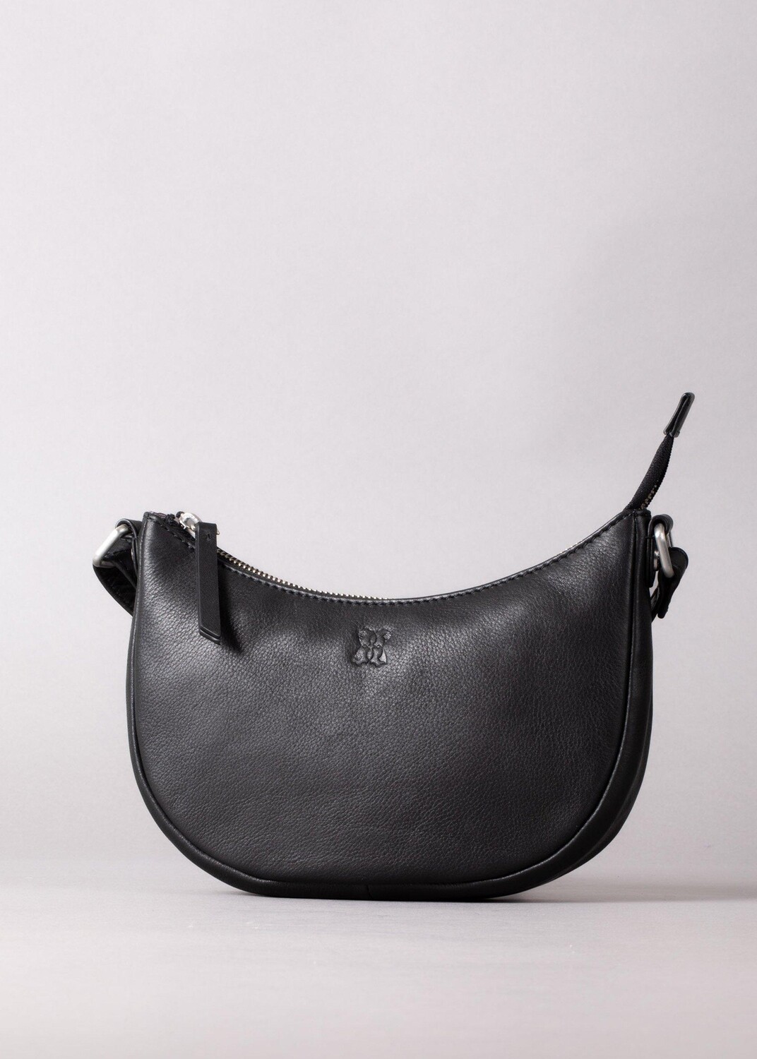 

Кожаная сумка через плечо Coniston с полумесяцем Lakeland Leather, черный
