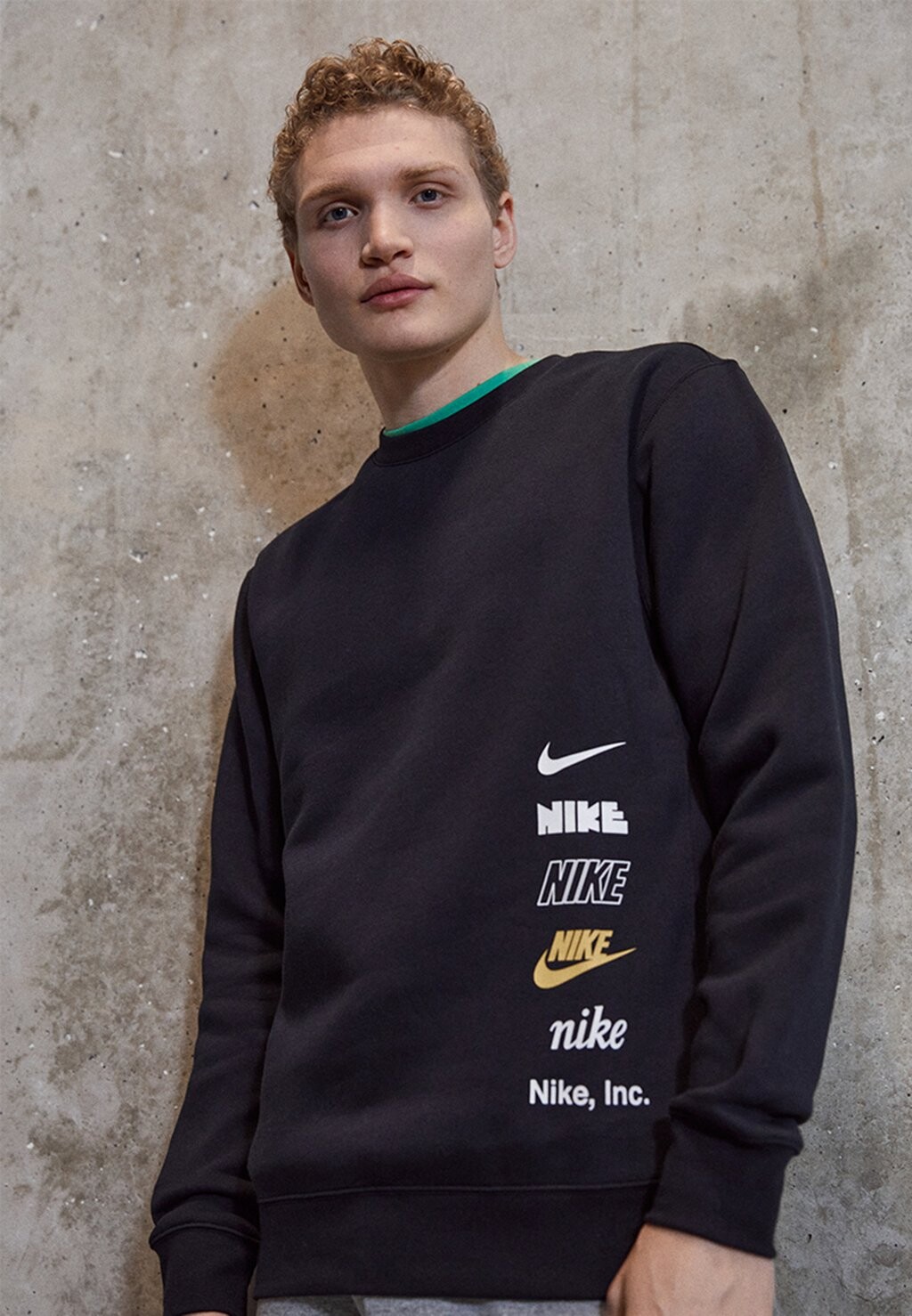 

Толстовка Nike, черный