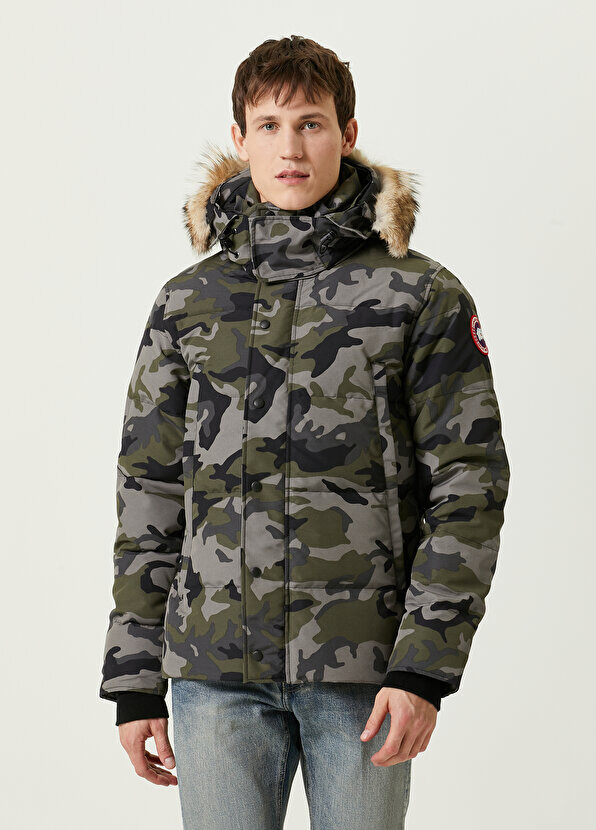 

Камуфляжное пальто с капюшоном и логотипом wyndham Canada Goose
