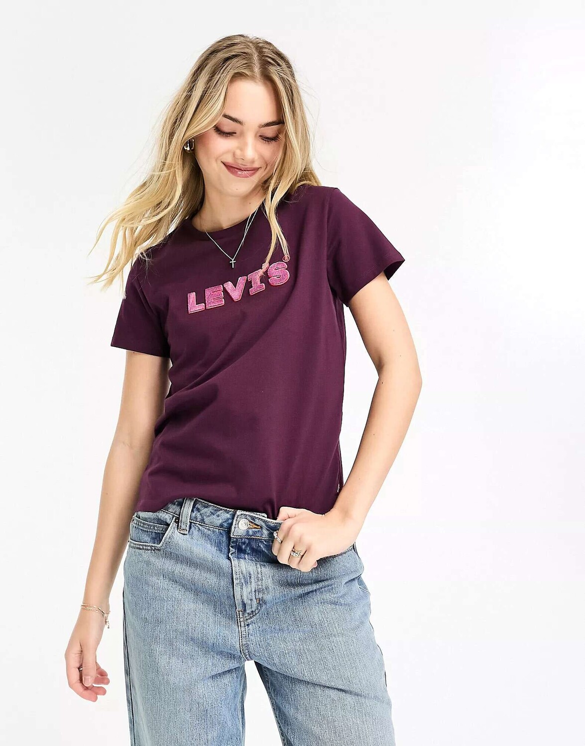 

Бордовая футболка Levi's Perfect с логотипом, Красный