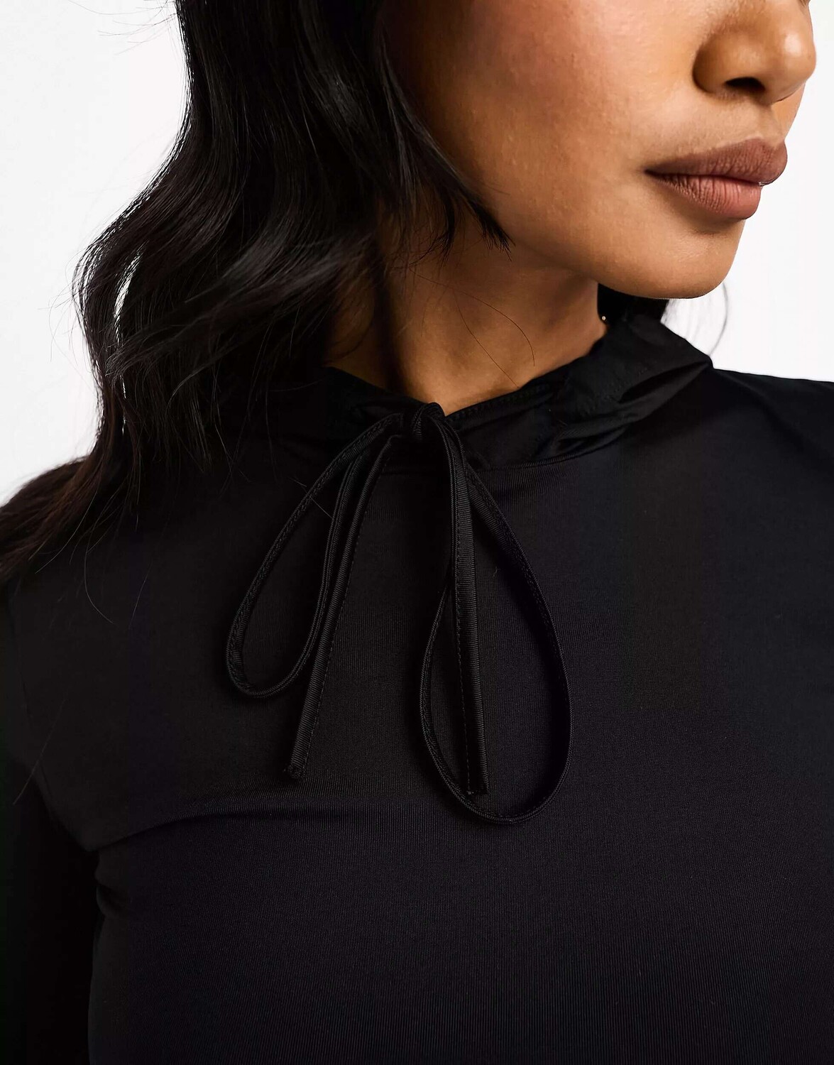 

Черное бесшовное худи Stradivarius, Черный