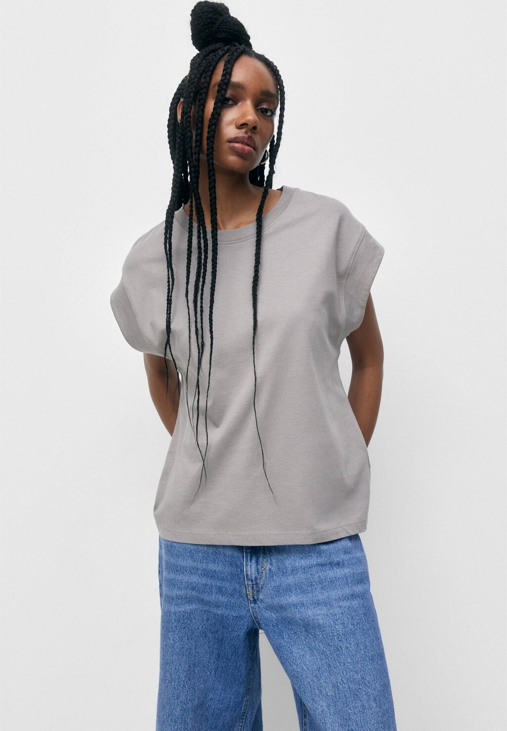 

Базовая футболка PULL&BEAR, светло-серый