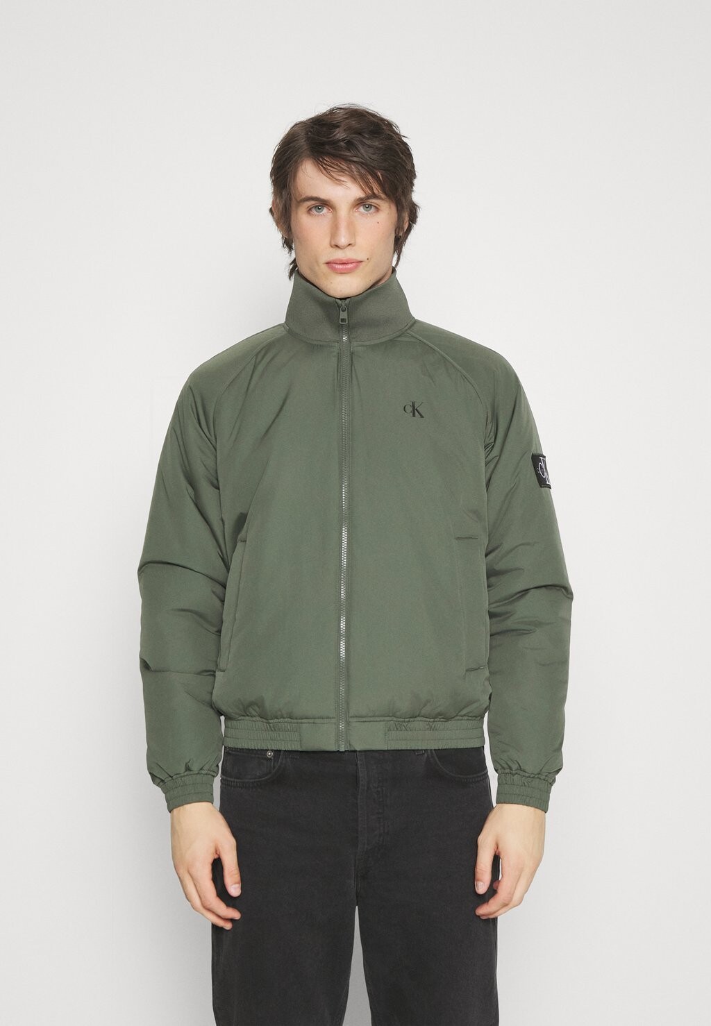 

Ветровка Calvin Klein Jeans PADDED HARRINGTON, цвет thyme