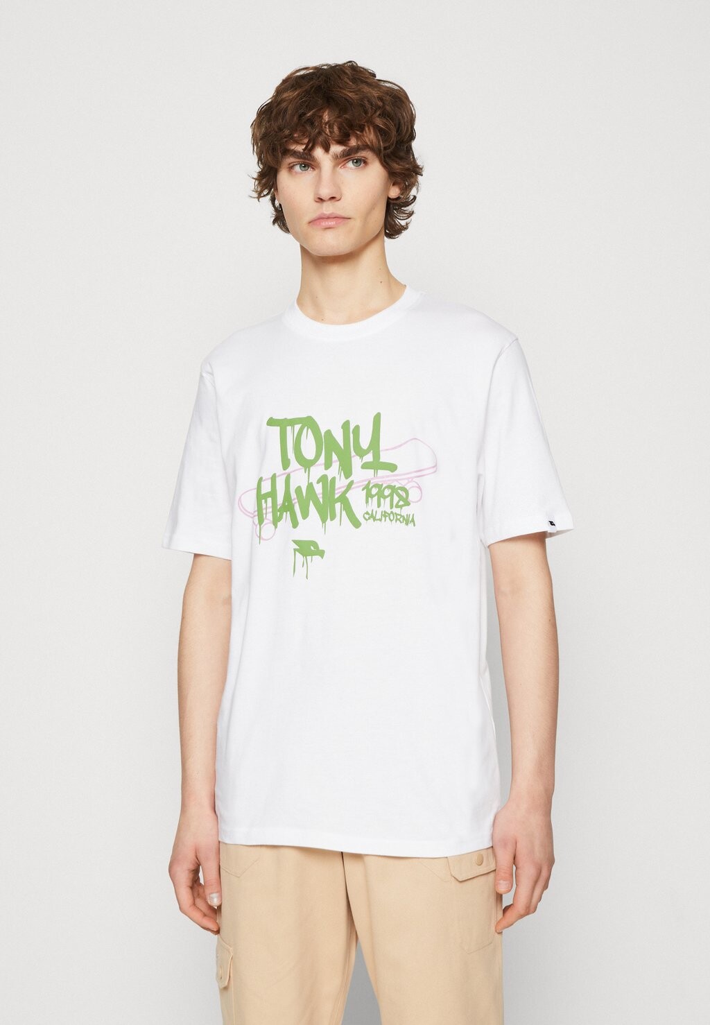 

Футболка с принтом Tony Hawk, белый