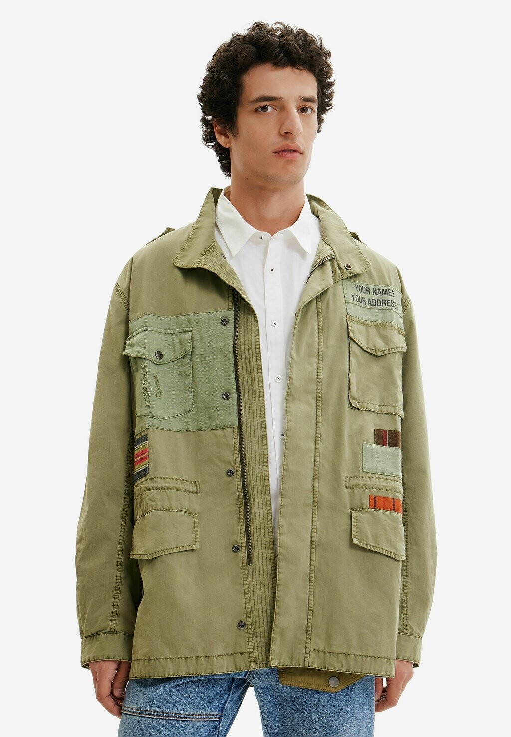 

Демисезонная куртка Desigual, зеленый