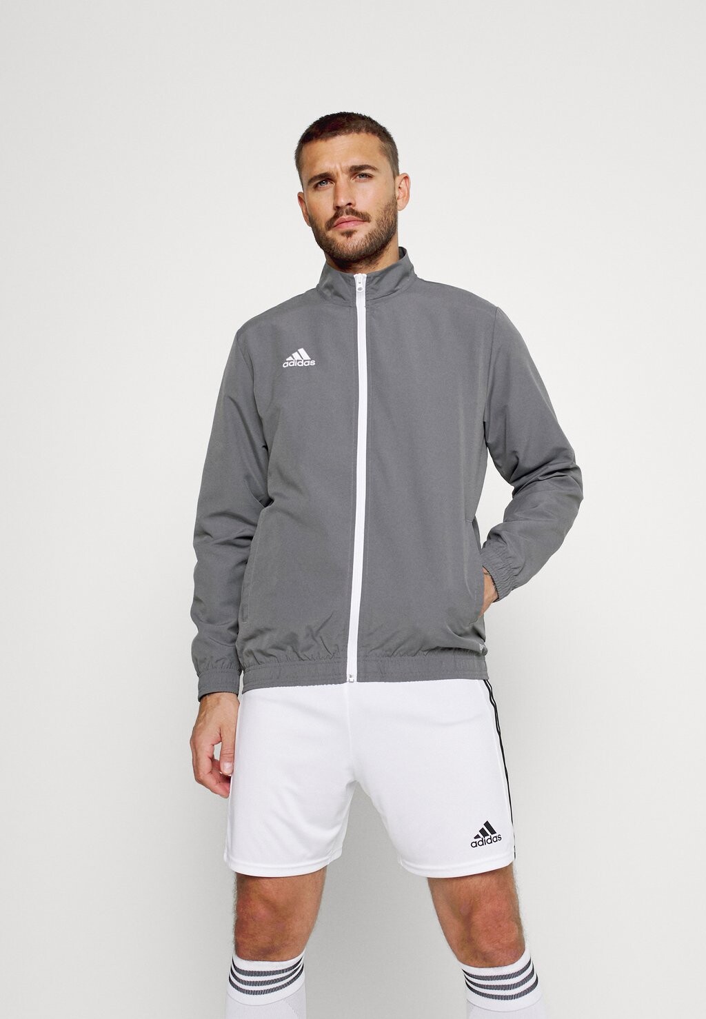 

Спортивный топ Adidas