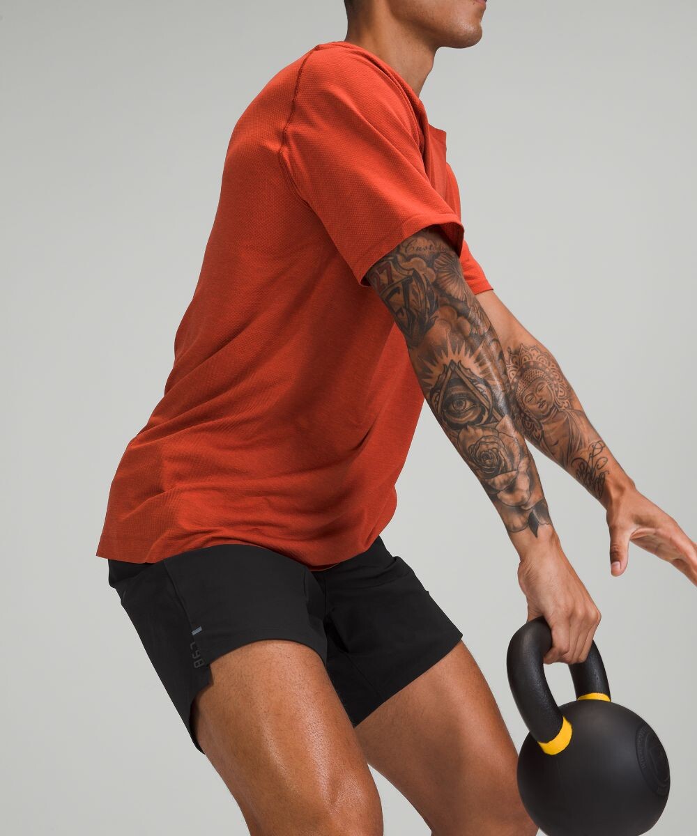 

Шорты Lululemon, черный