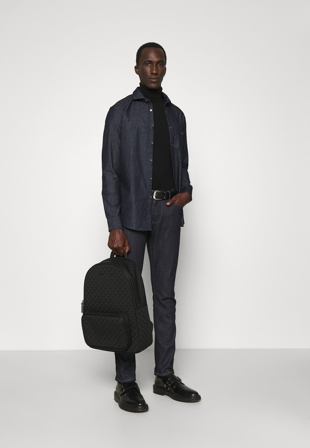 

Рюкзак Emporio Armani, черный