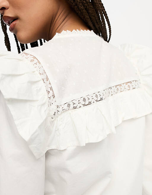 

Белая рубашка с кружевной вставкой Miss Selfridge Victoriana