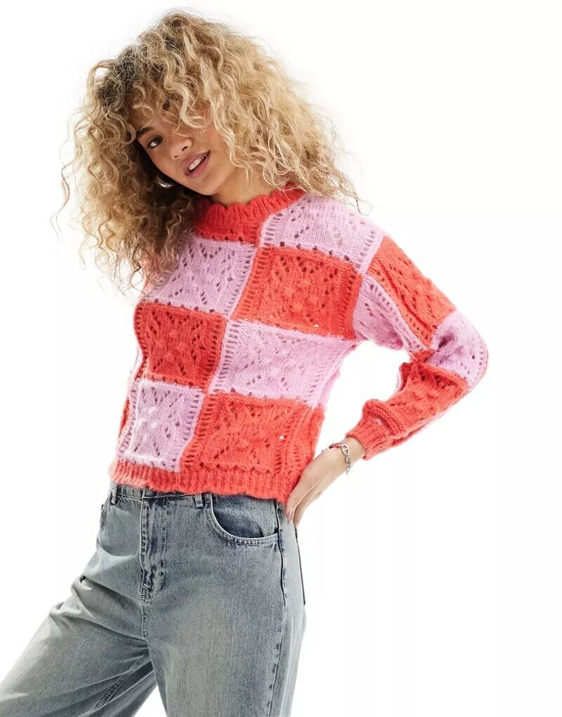 

Розовый и красный свитер объемной вязки крючком Vero Moda