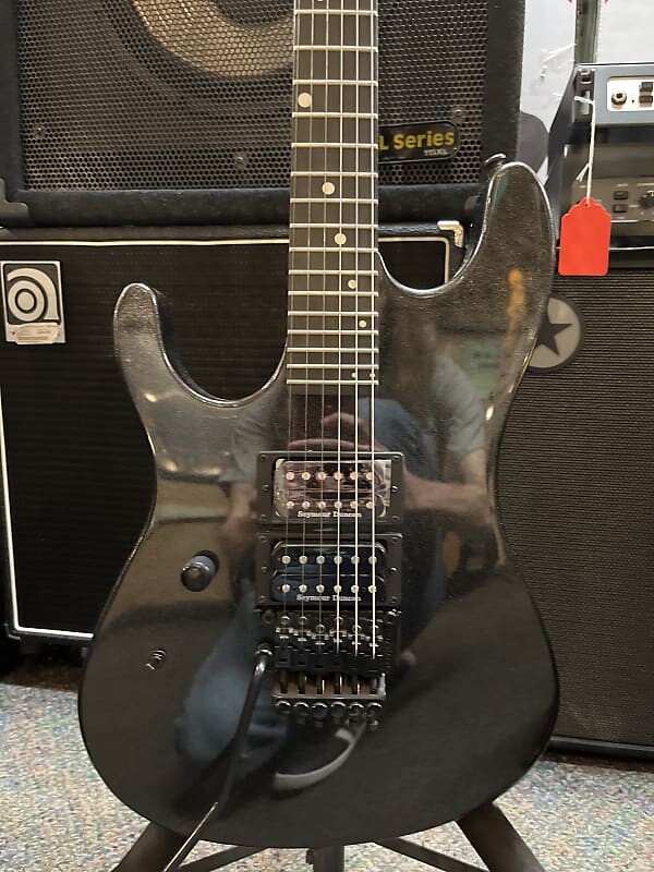 

Электрогитара Kramer Nightswan Left Handed Jet Black Metallic