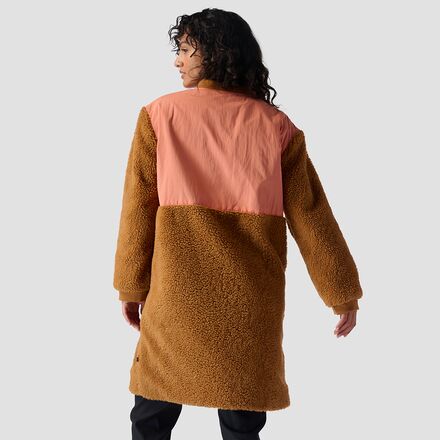 Длинное флисовое пальто из смешанной ткани женское Backcountry, цвет Brown Sugar/Tawny Orange/Fired Brick пальто в стиле пэчворк женское backcountry цвет fired brick combo