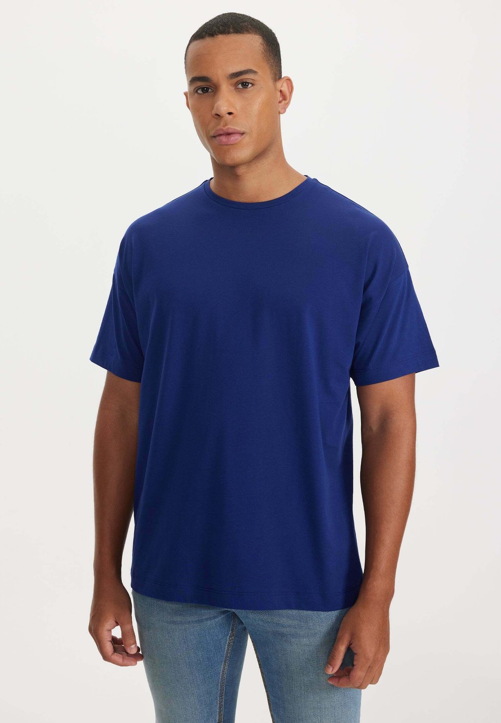 Базовая футболка Thomas O-Neck WESTMARK LONDON, цвет navy цена и фото