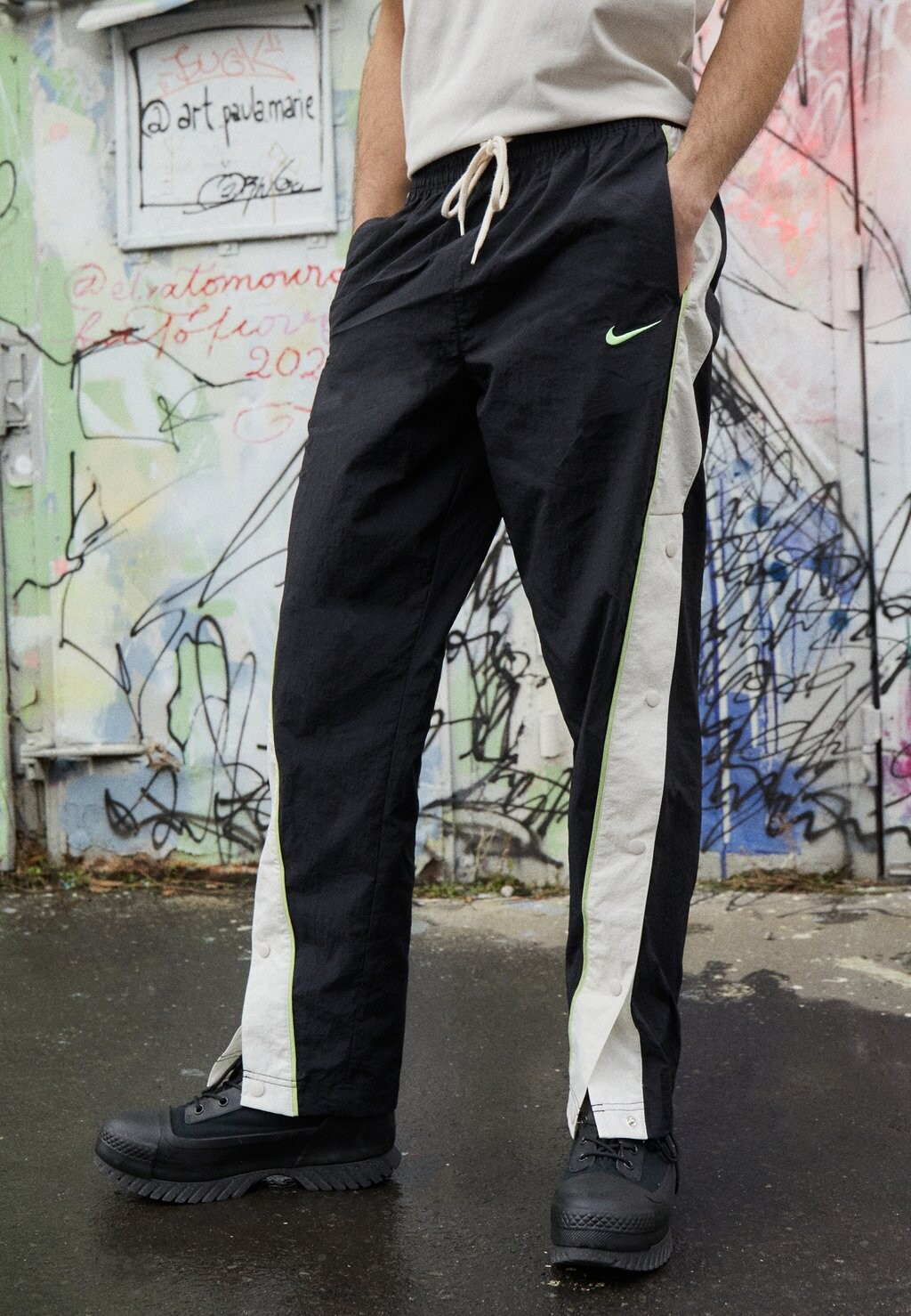

Спортивные брюки БРЮКИ Nike, черный/фантом/лаймовый взрыв
