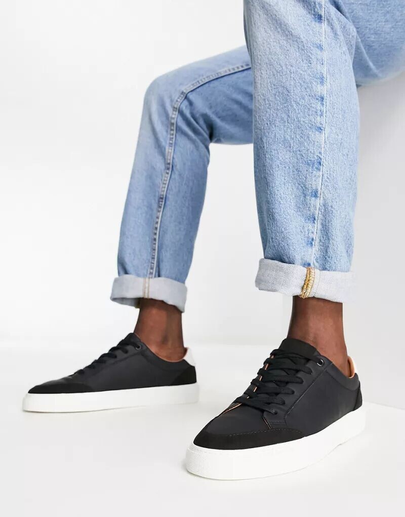 

Черные кроссовки ASOS со вставками из искусственной замши