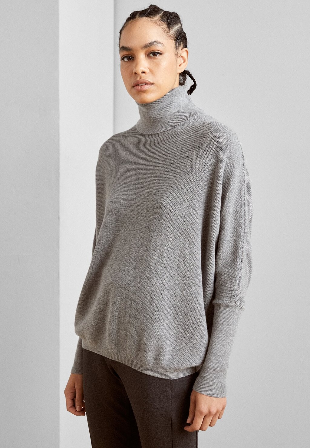 

Джемпер Esprit Badwing Rollneck, средне-серый