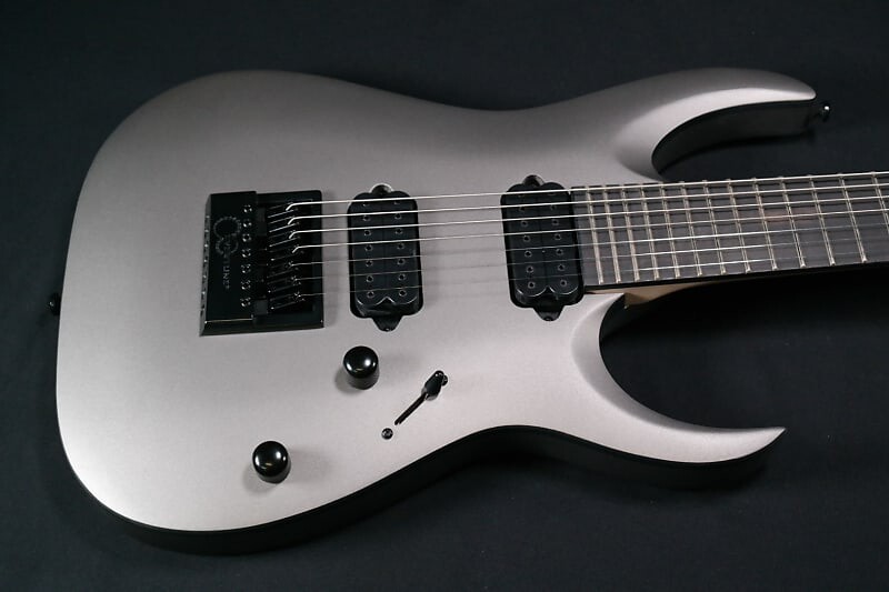 

Электрогитара Ibanez APEX30MGM Munky Signature 7str Electric Guitar - 218