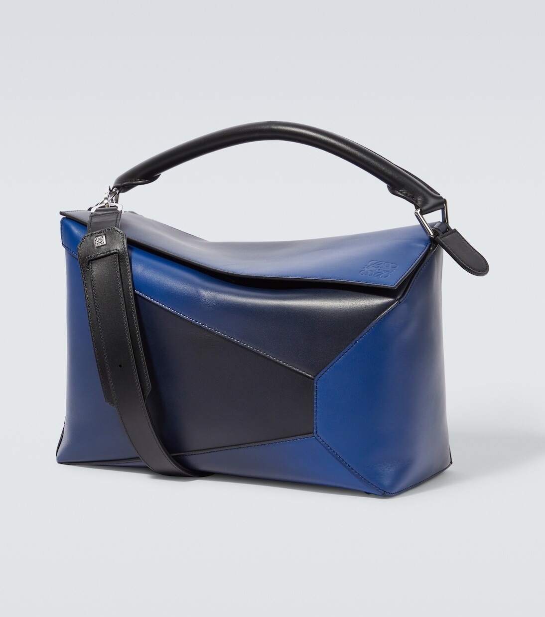 

Пазл большая кожаная сумка через плечо Loewe, синий