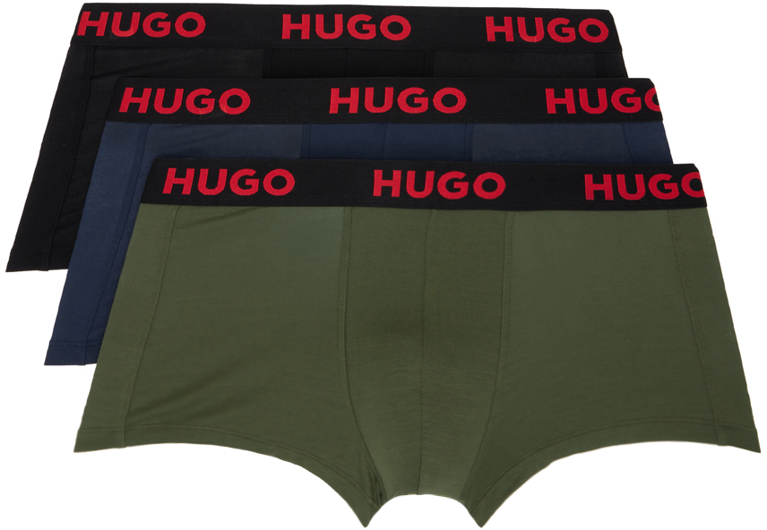 Три пары разноцветных трусов-боксеров Hugo набор из пяти трусов боксеров из джерси с принтом монстров 2 3 года 86 94 см зеленый