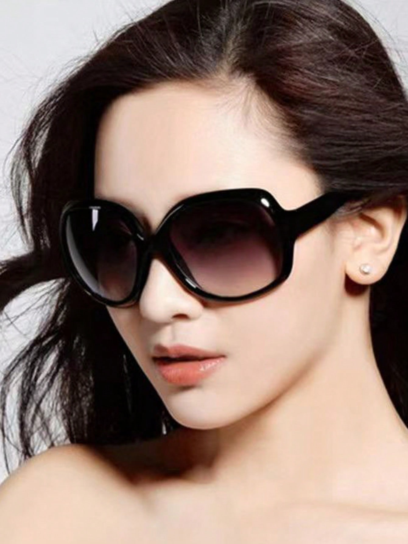 1шт Солнцезащитные очки в большой оправе для женщин в европейском и американском стиле широкий пояс для женщин в европейском и американском стиле черный