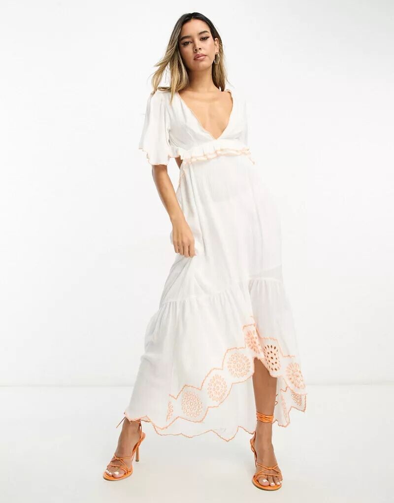 

Белое пляжное платье макси с вырезами и вышивкой River Island