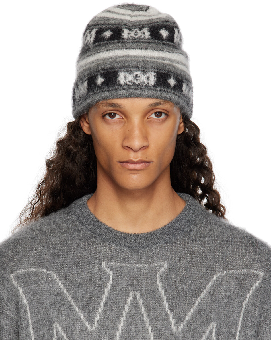 

Серая шапка MA AMIRI