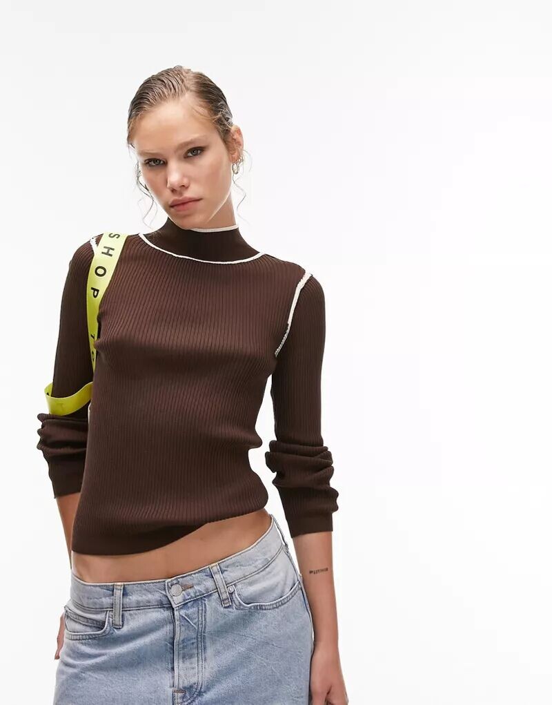 

Коричневый вязаный топ с длинными рукавами и контрастной окантовкой Topshop