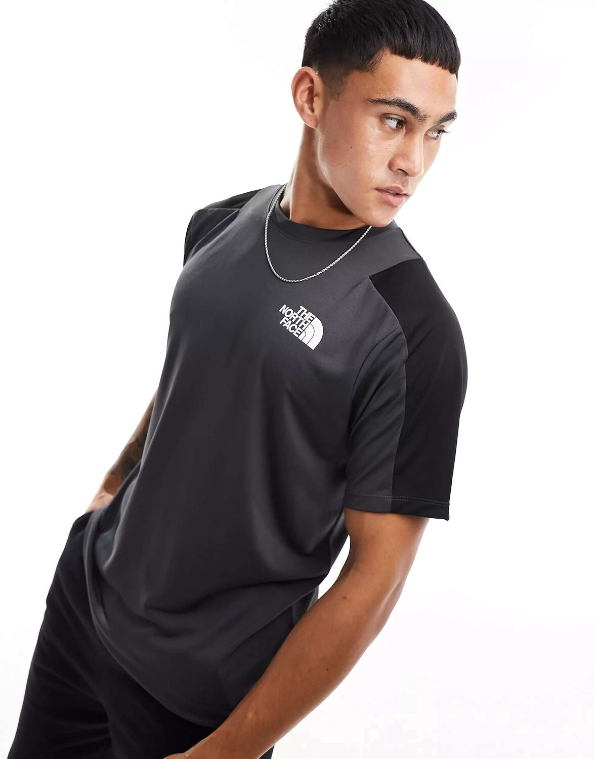 

Черная футболка The North Face Training Mountain Athletic, Черный