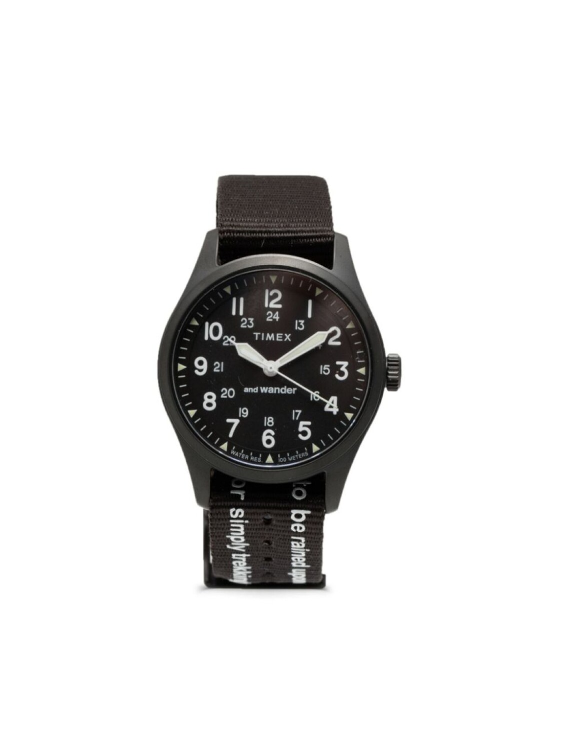 

Наручные часы из коллаборации с TIMEX And Wander, черный