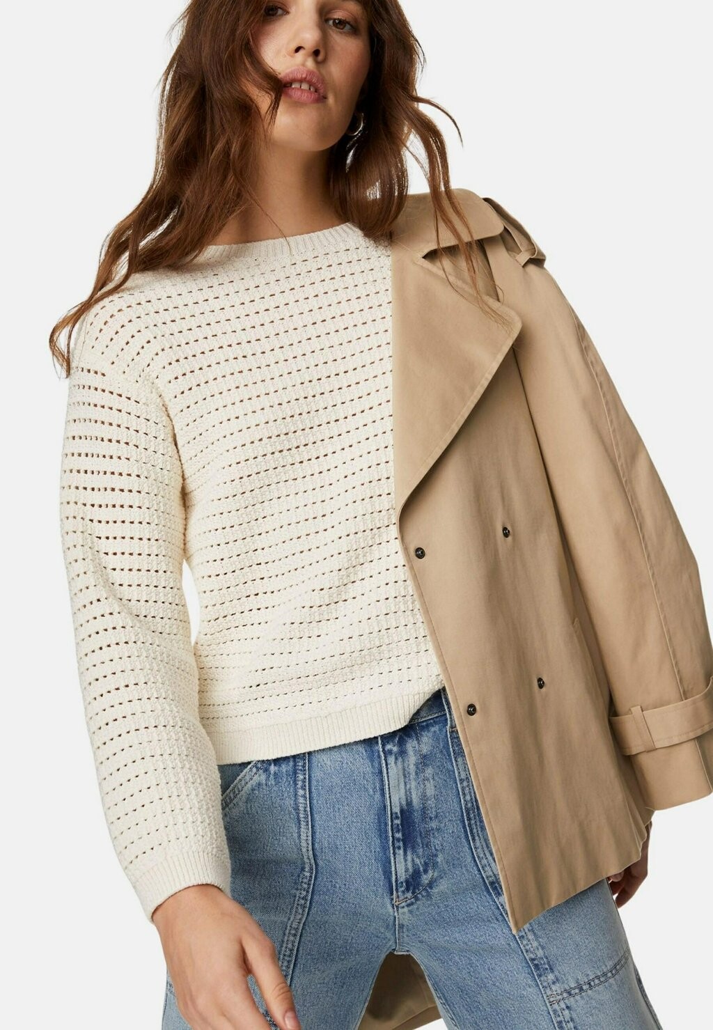 

Вязаный свитер RICH TEXTURED CREW NECK Marks & Spencer, цвет ivory