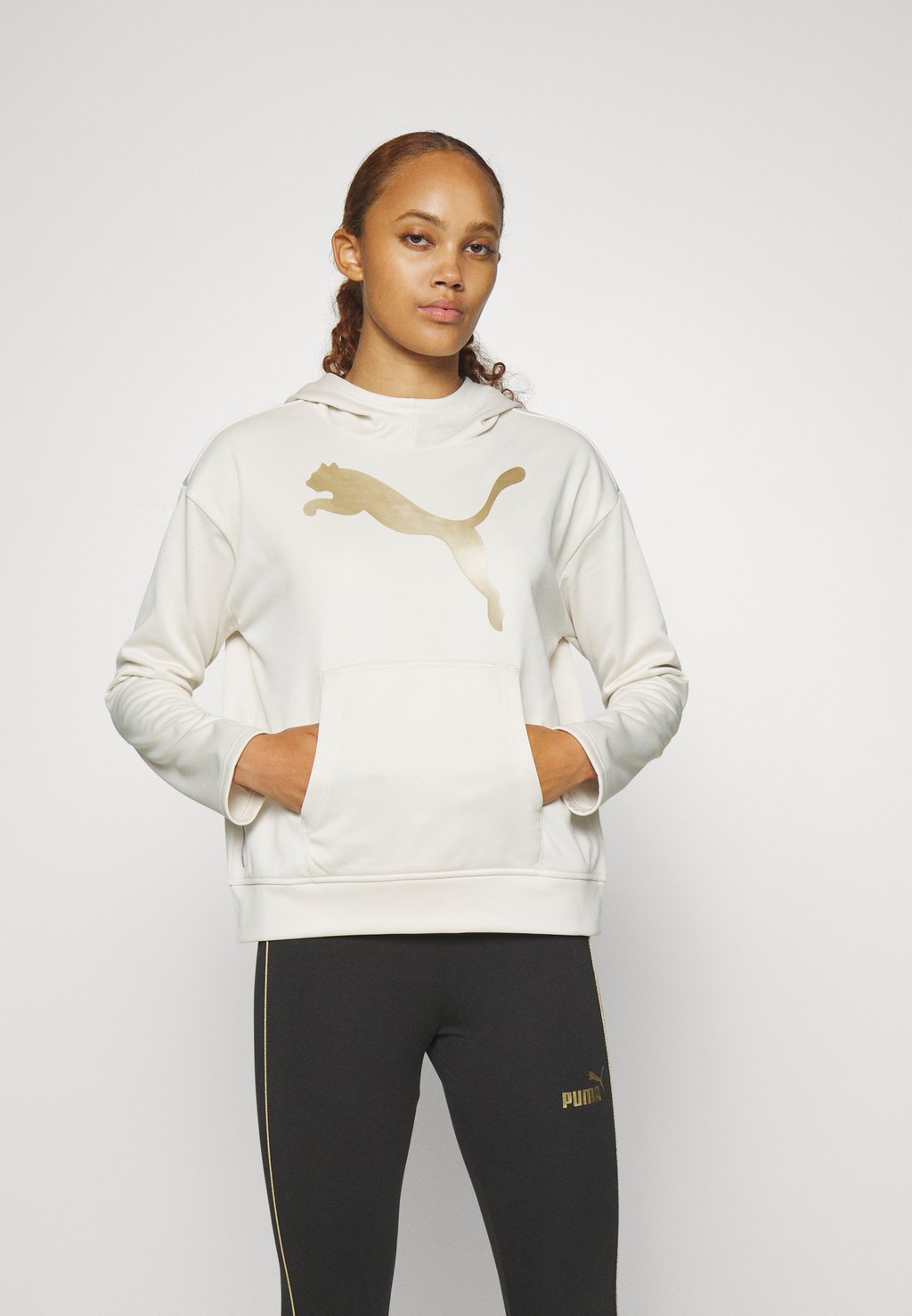 

Толстовка TRAIN FAVORITE HOODIE Puma, альпийский снег