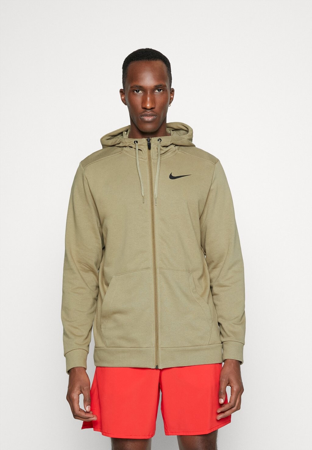 

Толстовка на молнии Nike