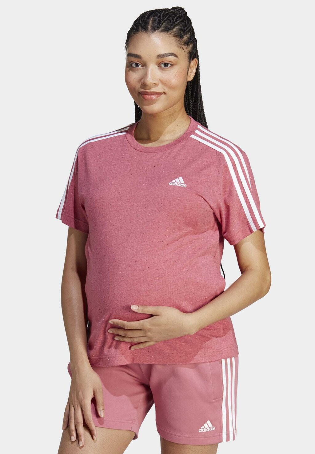 

Футболка с принтом Adidas
