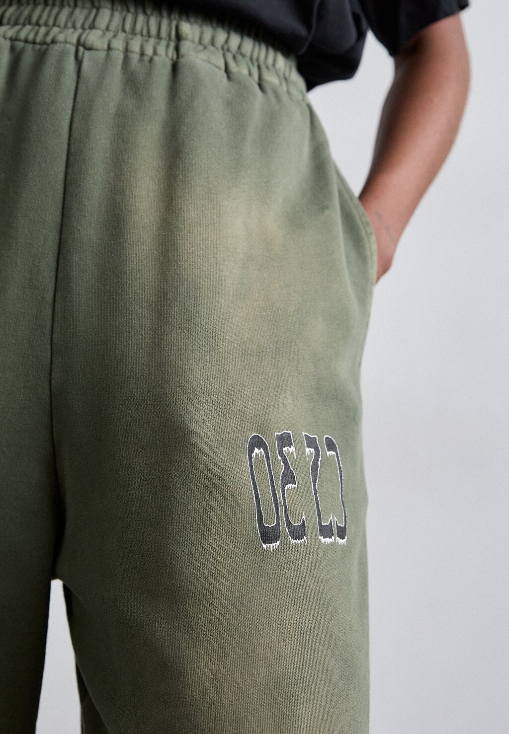 

Спортивные брюки SPLICED SOFT JOGGER 032c, оливковый