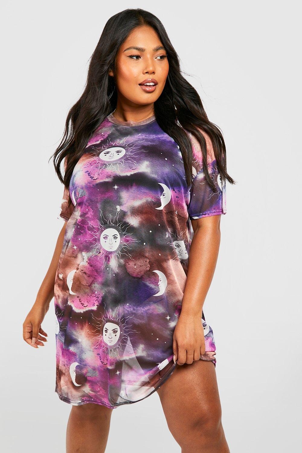 

Платье-футболка plus sun & moon Boohoo, фиолетовый