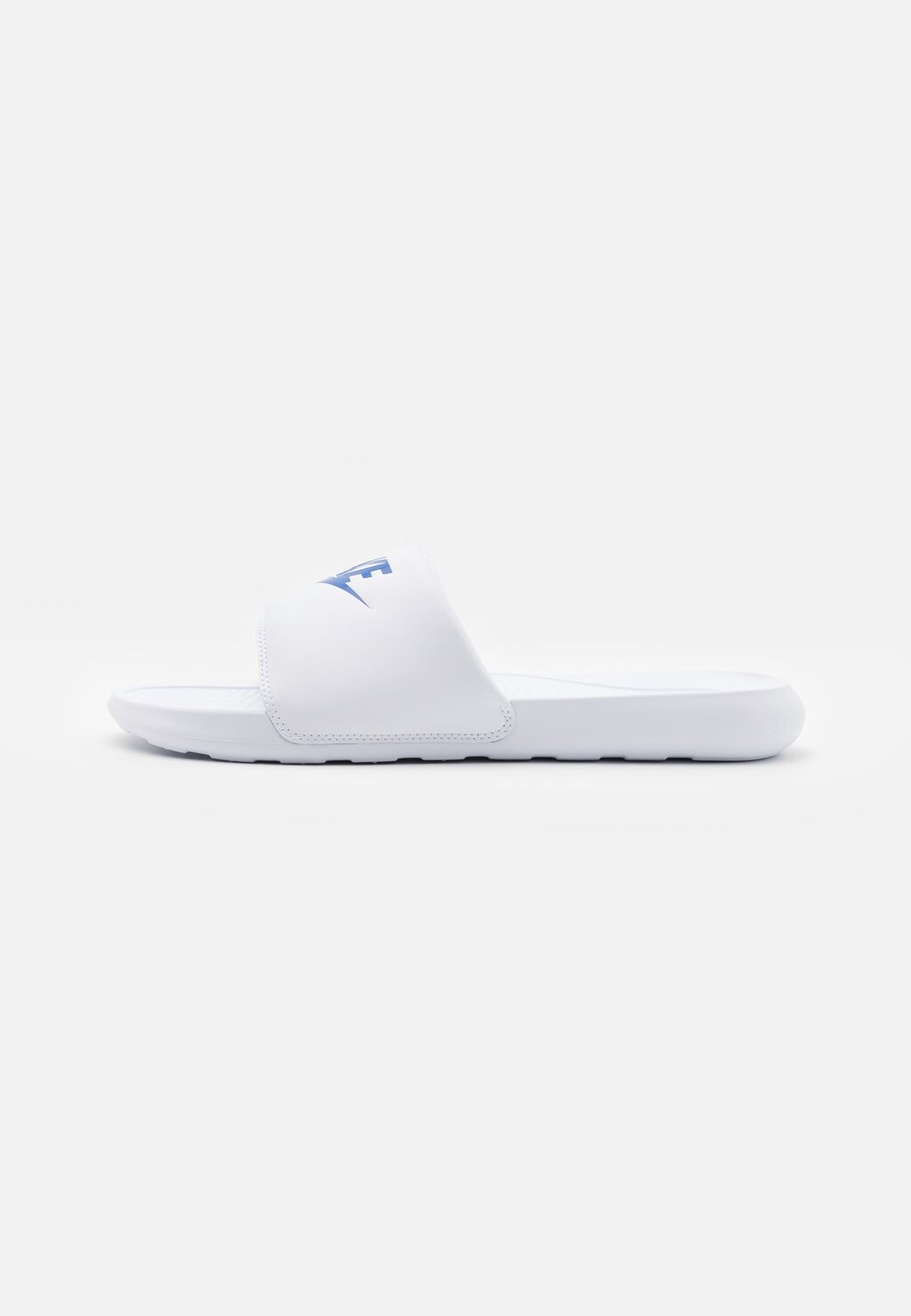 

Шлепанцы Nike