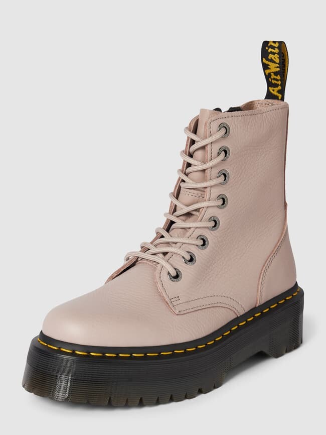 

Ботинки на шнуровке с петлей, модель Jadon III Dr. Martens, бежевый
