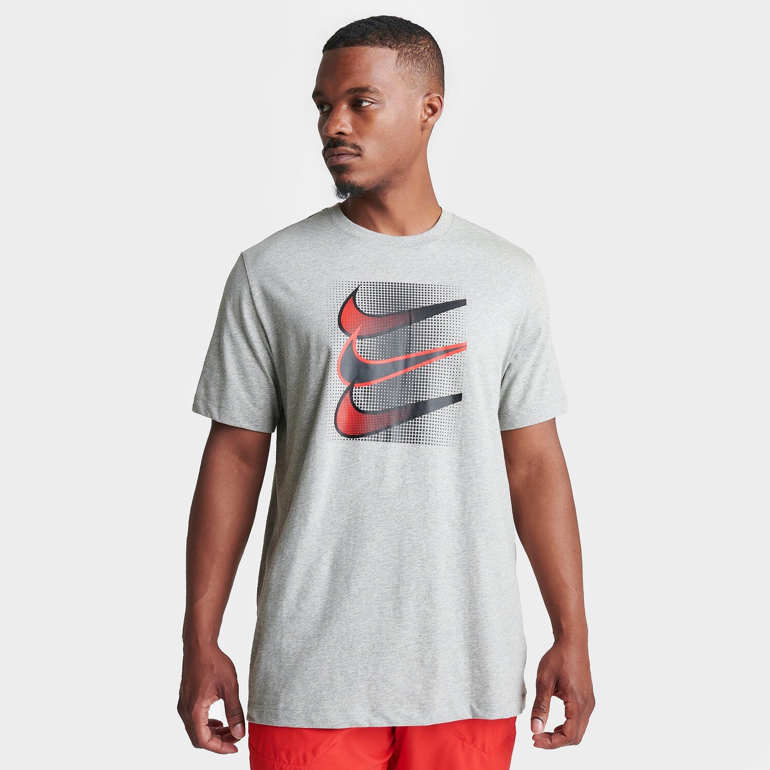 

Мужская футболка с графическим рисунком Nike Sportswear Triple Swoosh, серый