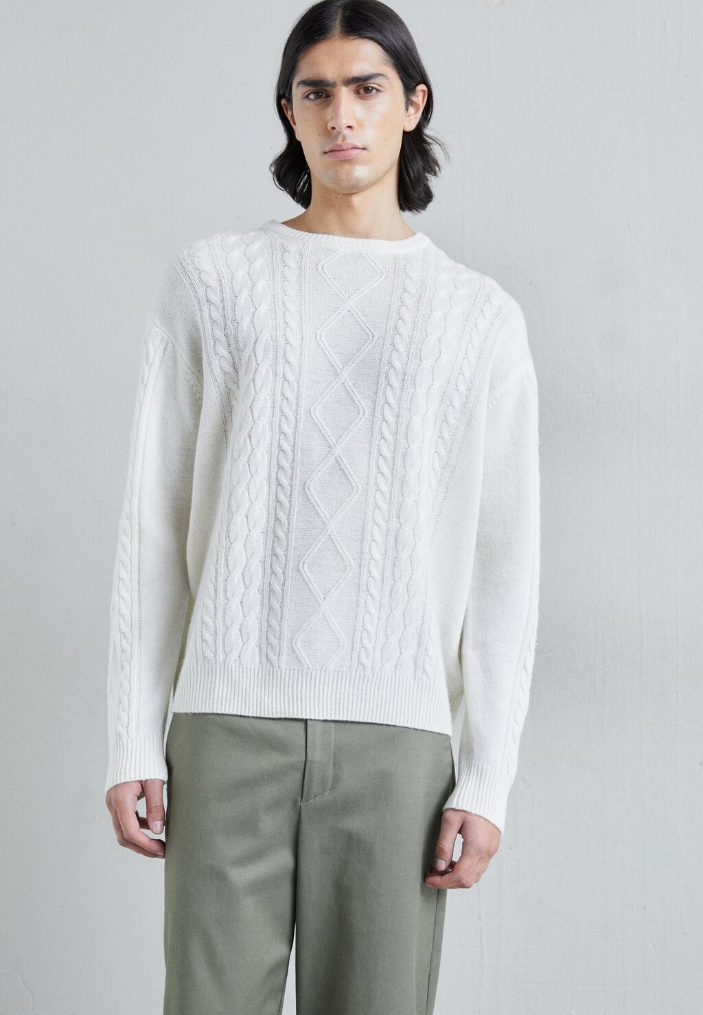 

Свитер Cable Crew Merino/Cashmere KNITID, цвет warm white