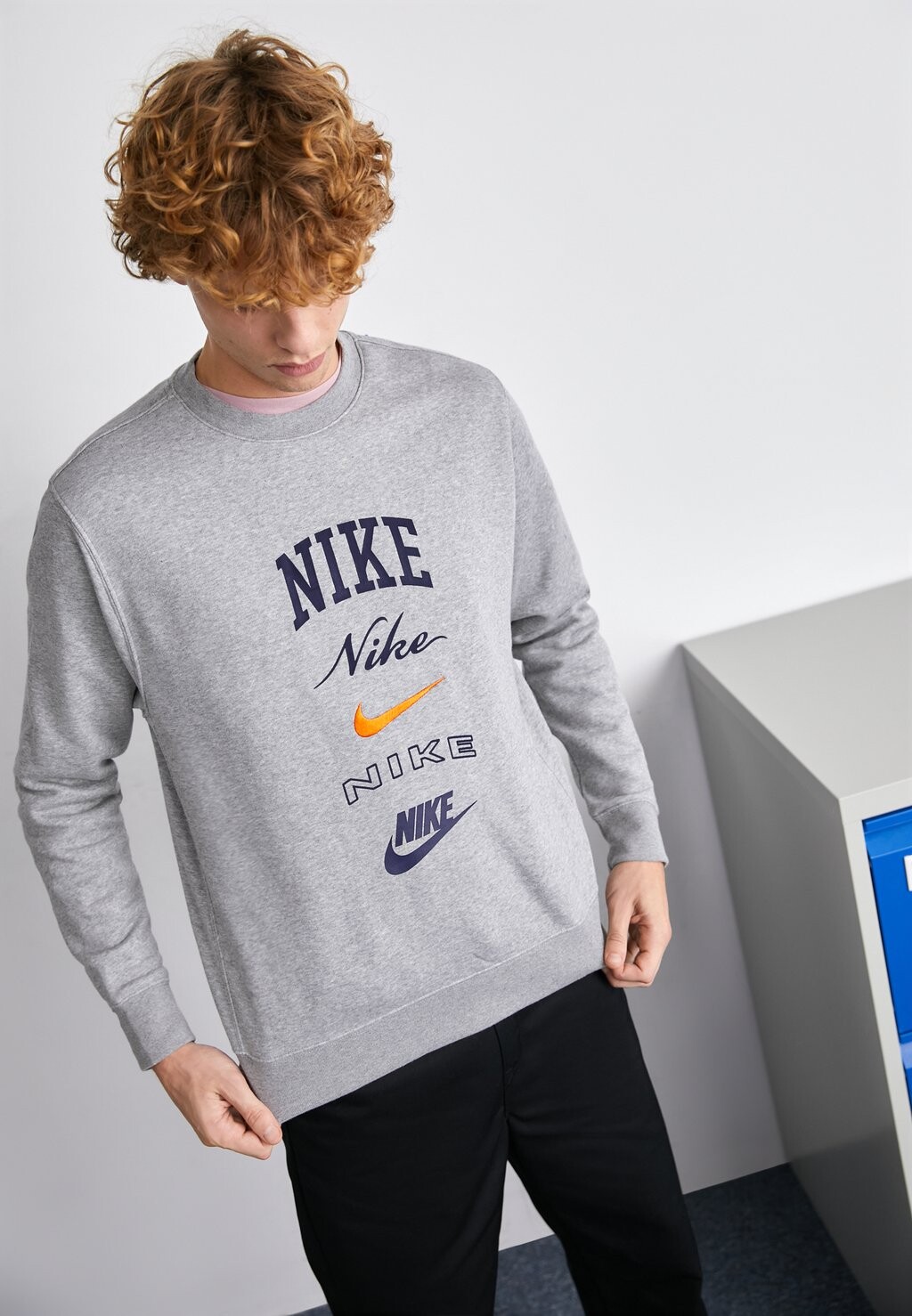 

Толстовка Club Crew Stack Nike, цвет grey heather/midnight navy