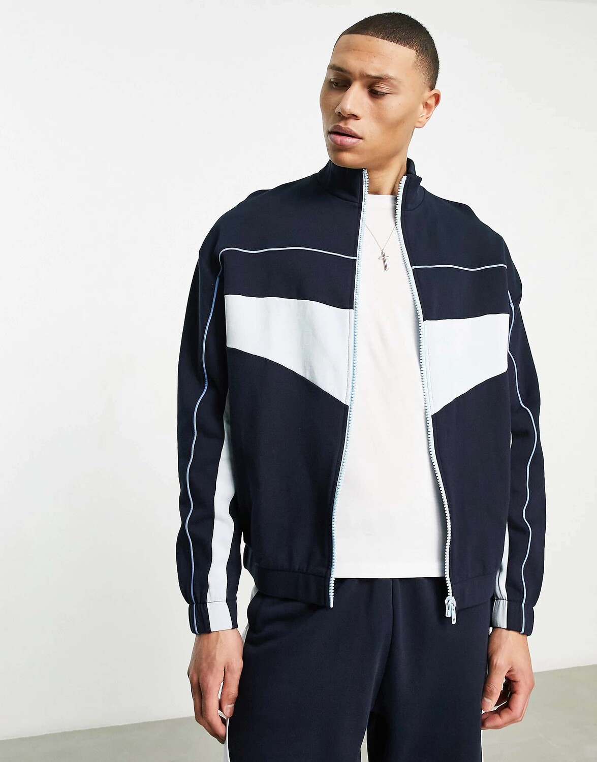 

Синяя спортивная куртка свободного кроя из джерси ASOS, Синий