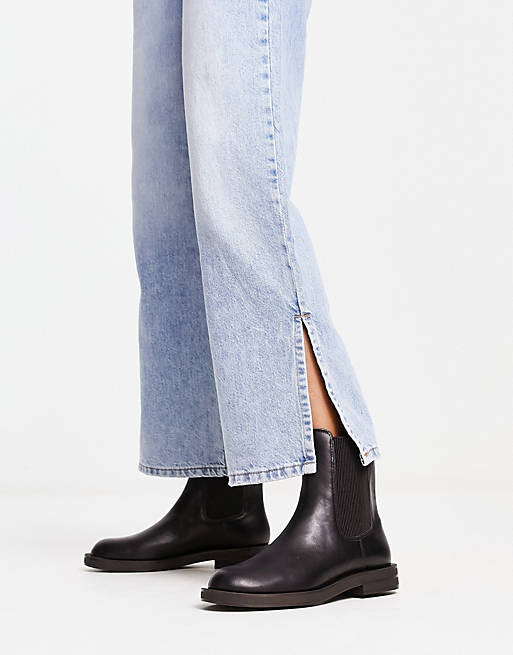 

Черные ботинки челси на плоской подошве Pull&Bear